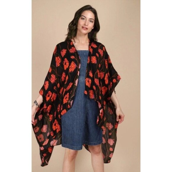 SAACHI Tops - Saachi Kimono Black Poppy Field Floral Print Open Front Flowy